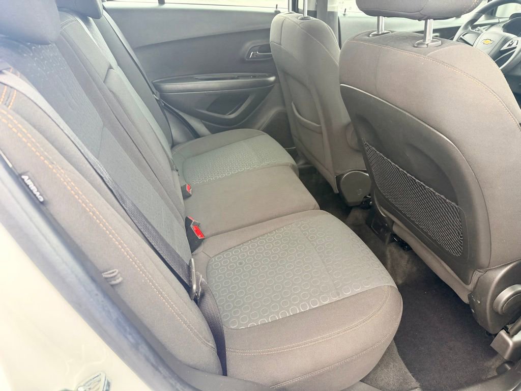 Used 2020 Chevrolet Trax LS image 10