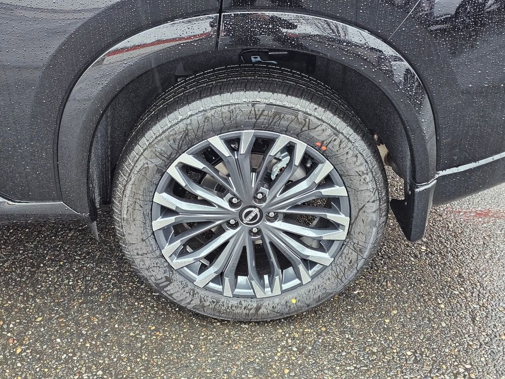 New 2026 Nissan Rogue Platinum image 9