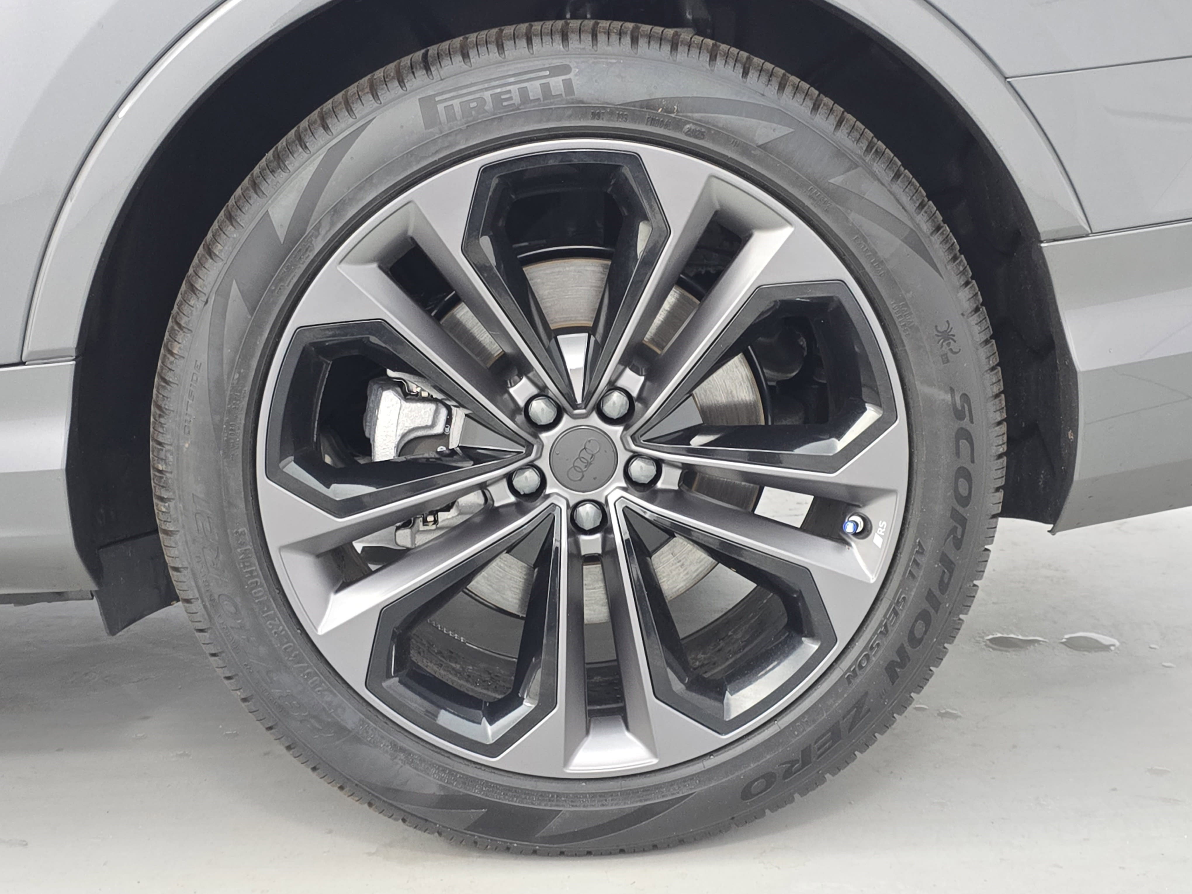 New 2026 Audi Q7 3.0T Prestige image 36