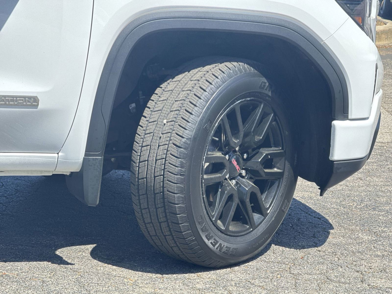 Used 2023 GMC Sierra 1500 Elevation AWD/4WD image 12