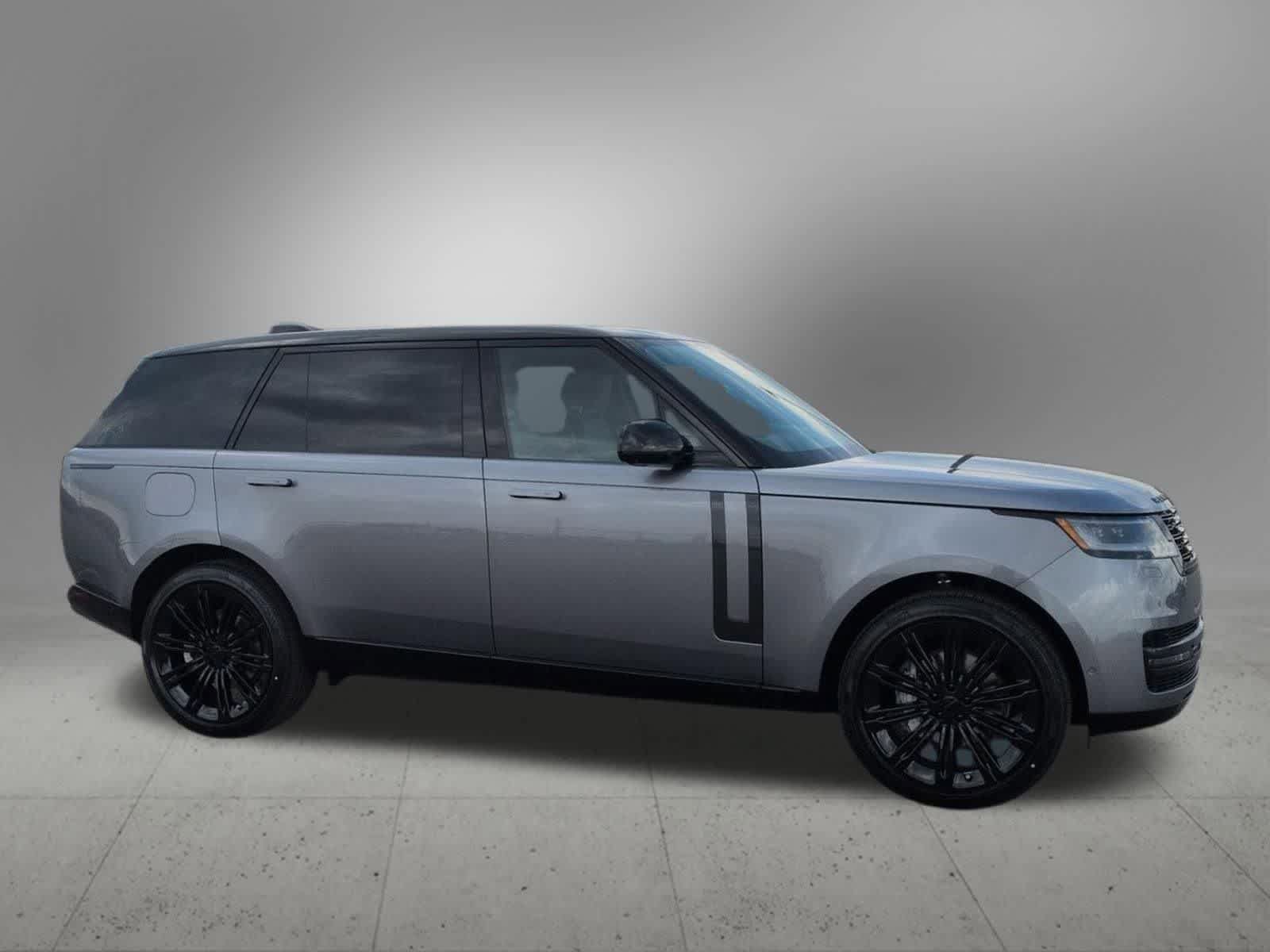 New 2026 Land Rover Range Rover Long Wheelbase SE AWD/4WD image 7
