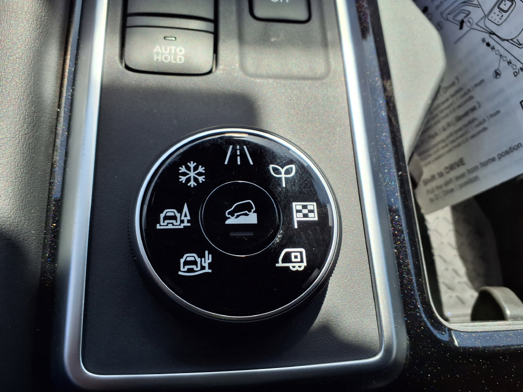 New 2026 Nissan Pathfinder SL AWD/4WD image 30