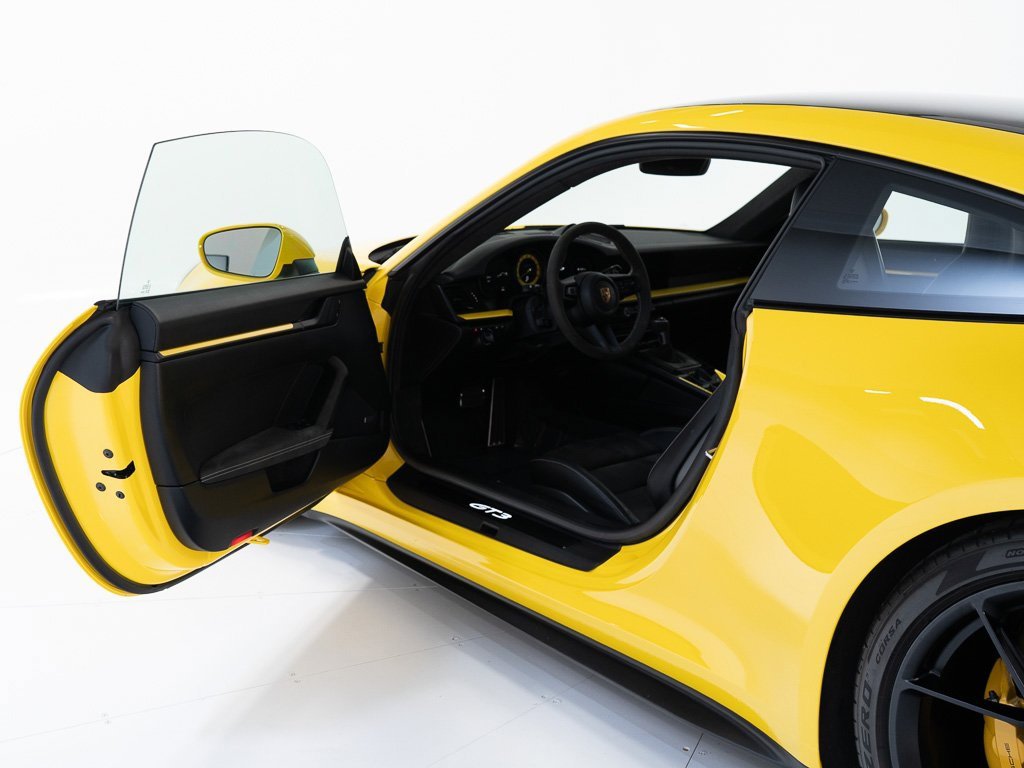 Used 2022 Porsche 911 GT3 image 9
