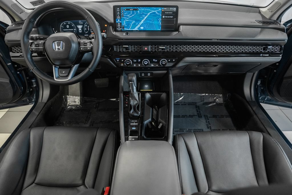 Used 2025 Honda Accord Touring image 18
