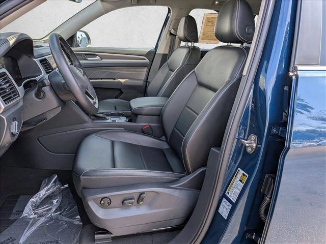 Used 2022 Volkswagen Atlas SE w/ Panoramic Sunroof Package image 16