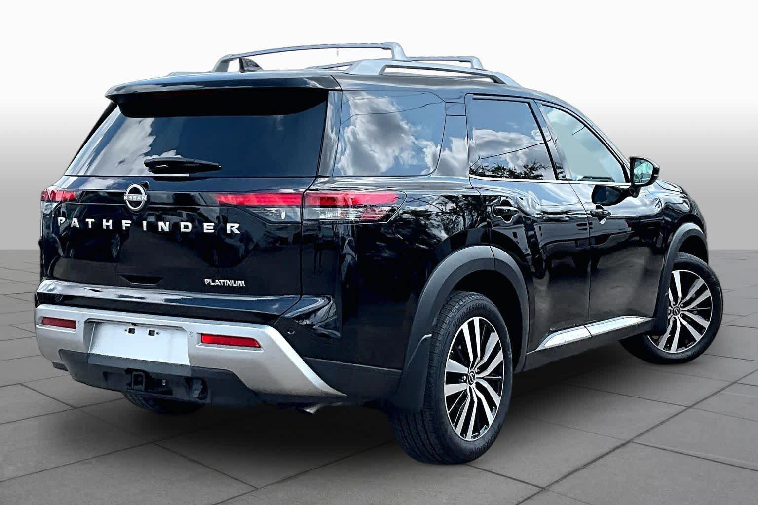 Used 2025 Nissan Pathfinder Platinum w/ Cargo Package FWD image 13
