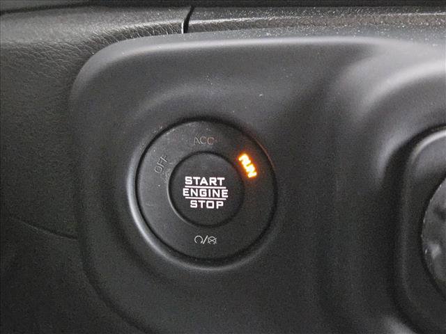 Used 2023 Jeep Gladiator Overland AWD/4WD image 14