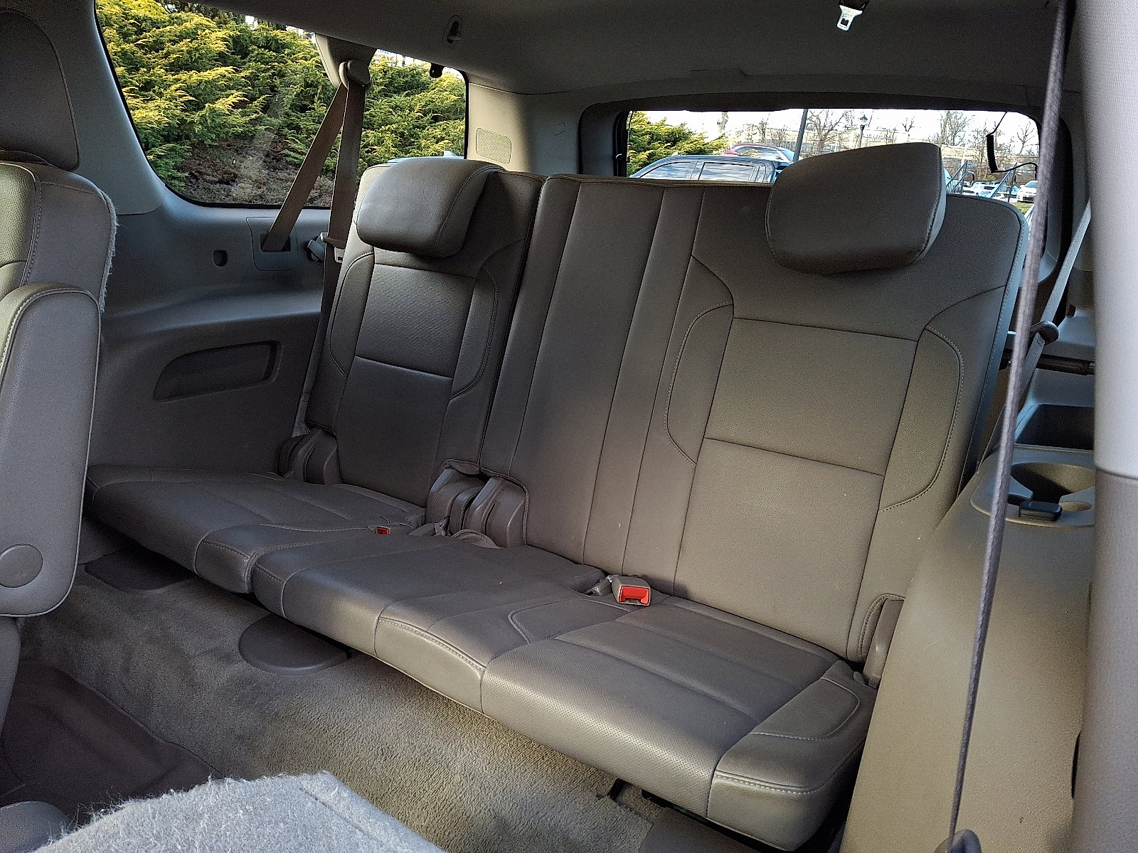 Used 2015 Chevrolet Suburban LTZ image 10