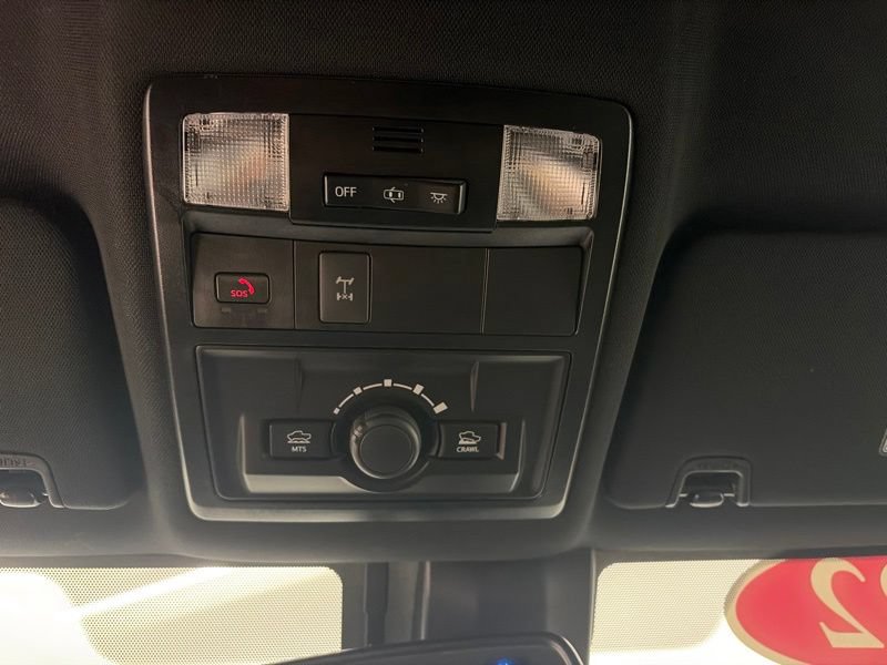 Used 2022 Toyota Tacoma TRD Off-Road w/ Technology Package AWD/4WD image 35