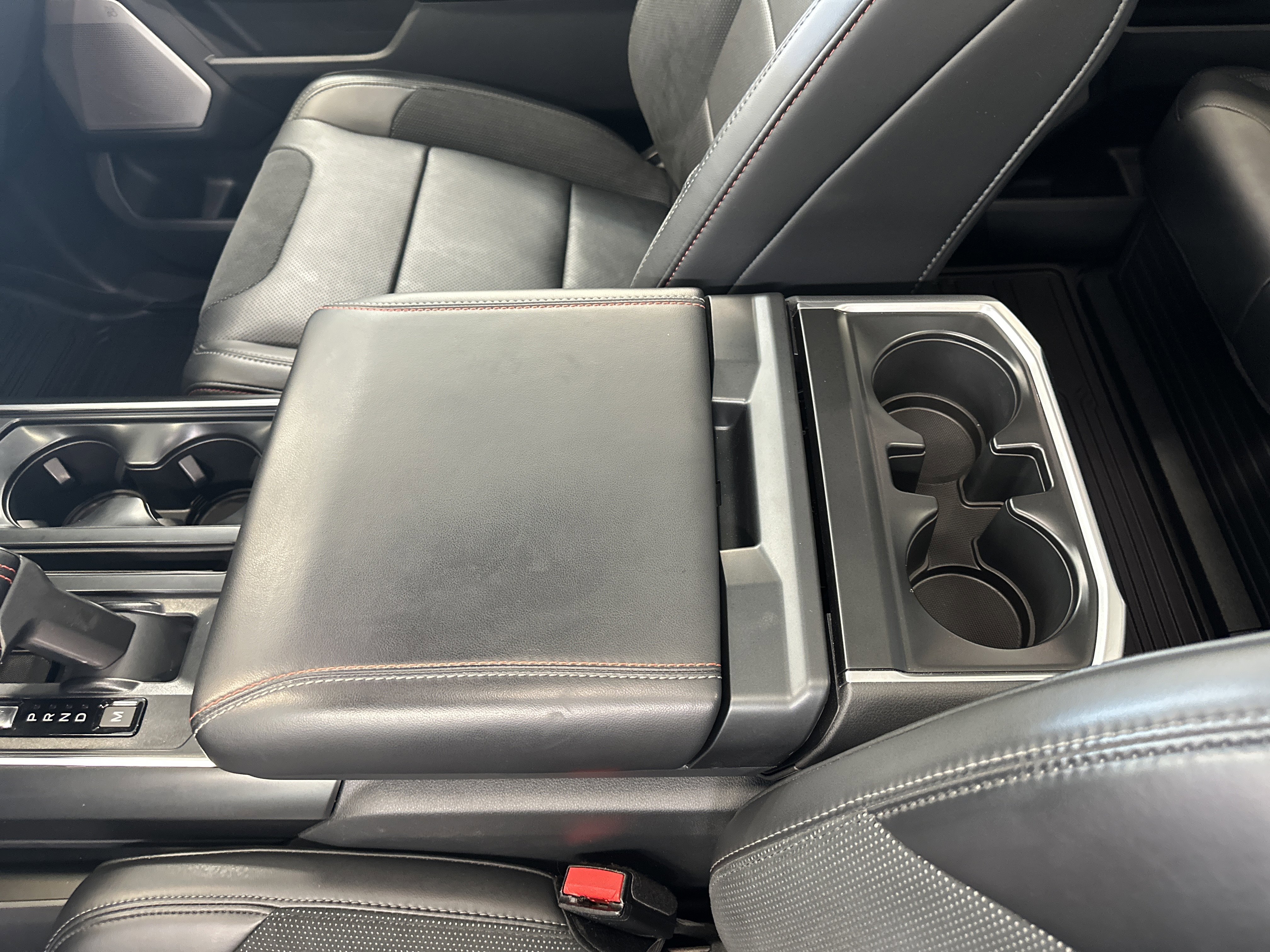 Used 2025 Ford F150 Raptor image 30