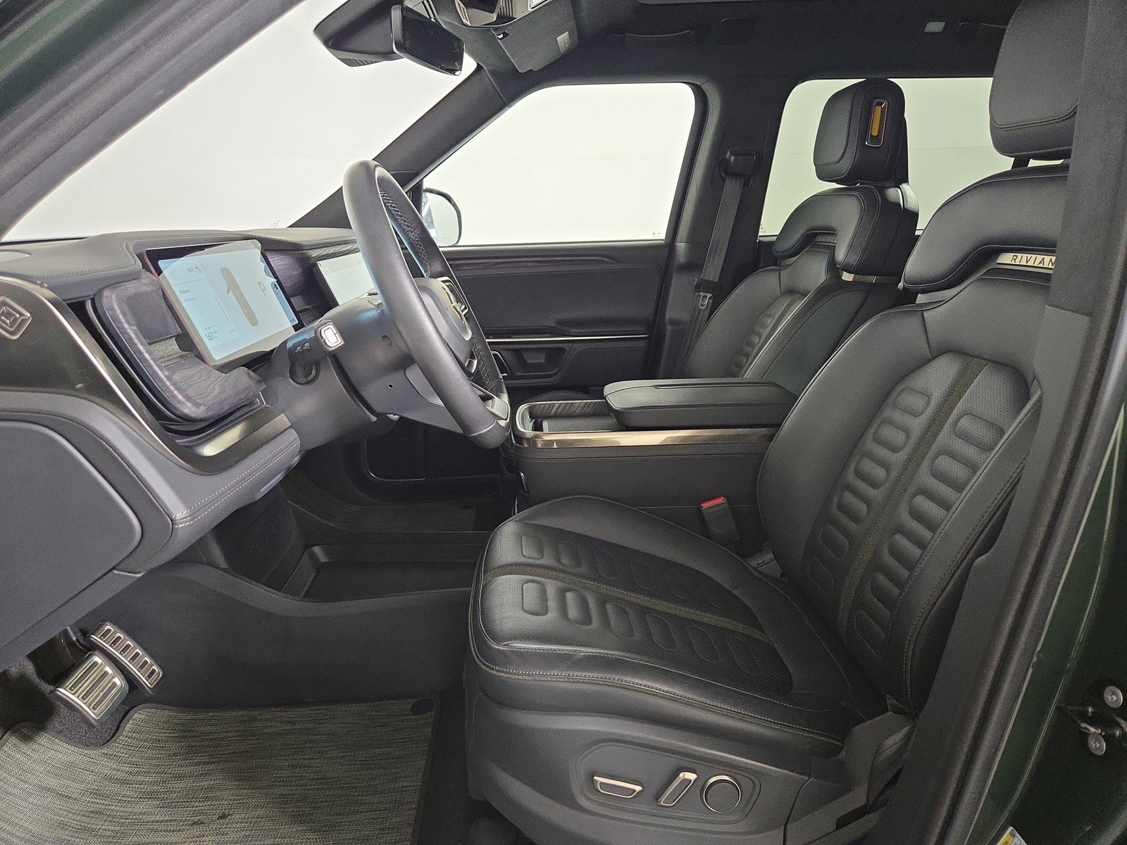 Used 2022 Rivian R1S Launch Edition image 20