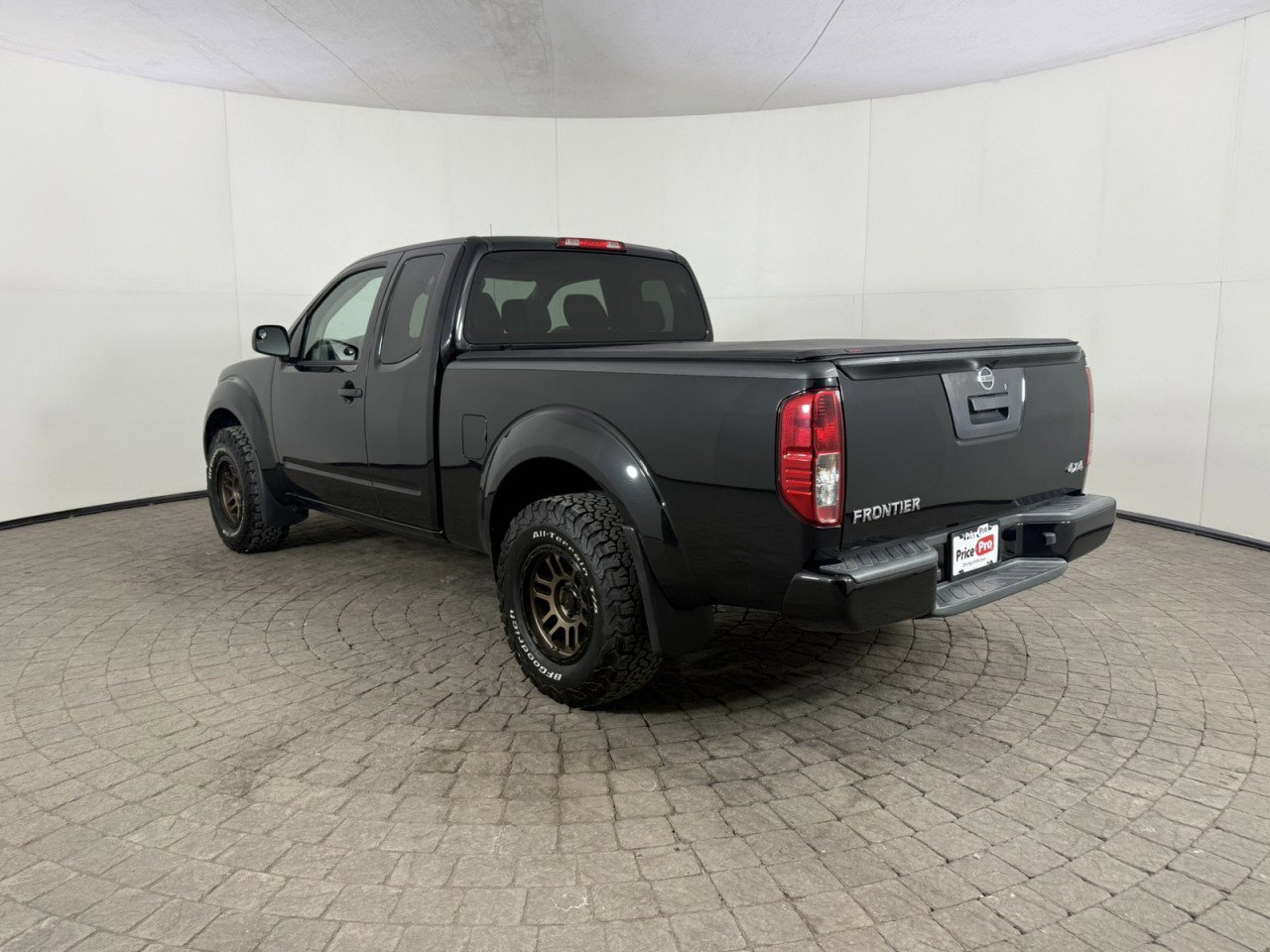 Used 2020 Nissan Frontier S image 6