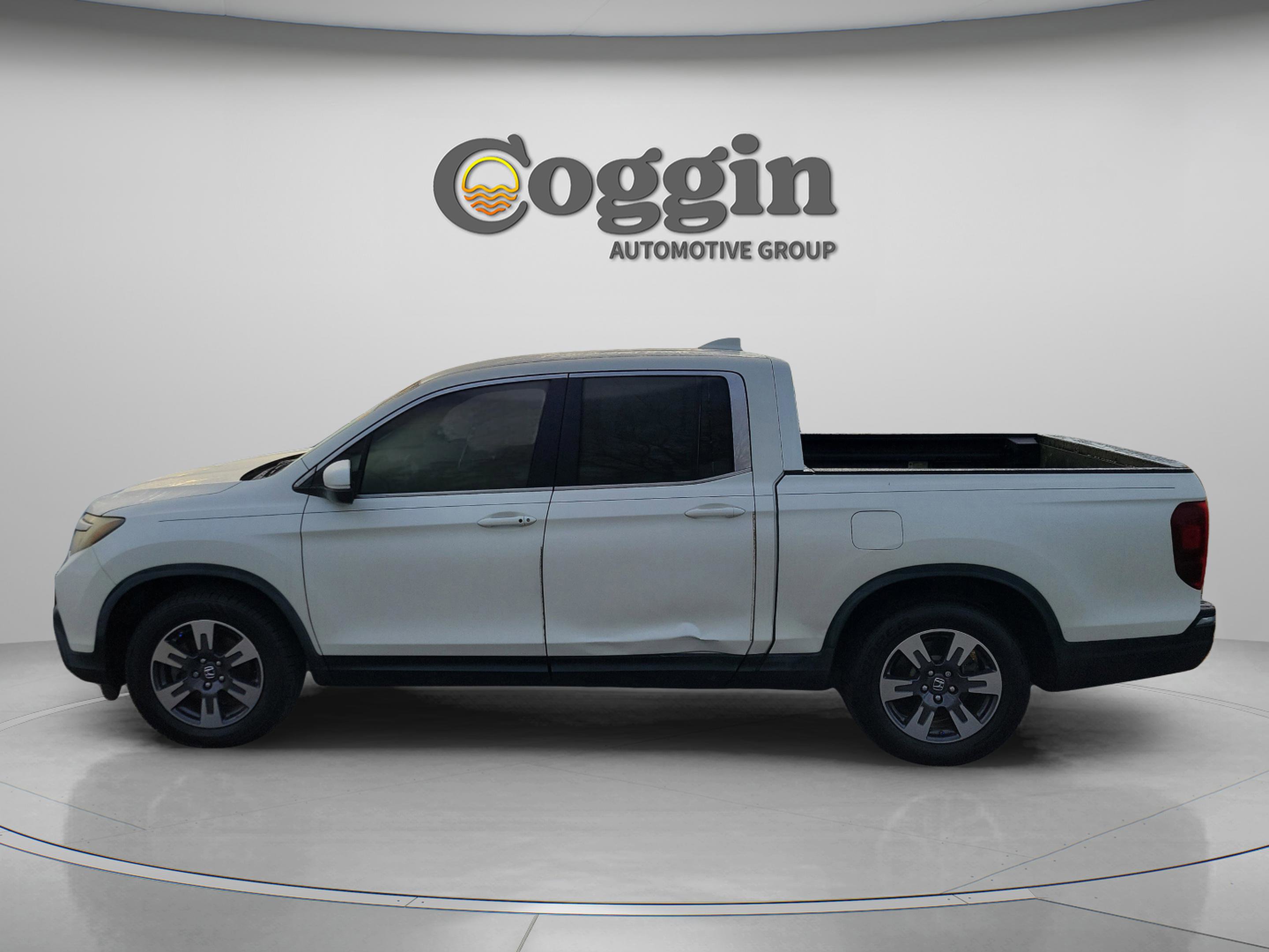 Used 2018 Honda Ridgeline RTL-T image 3