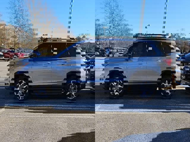 Used 2023 Honda Passport TrailSport image 5