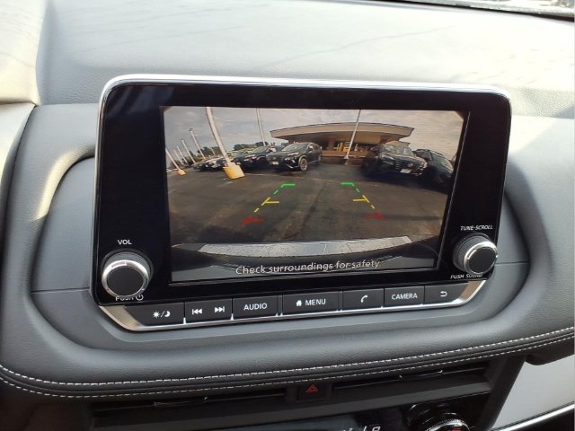 New 2026 Nissan Rogue SV AWD/4WD image 24