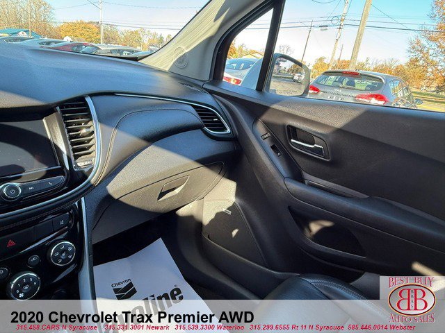 Used 2020 Chevrolet Trax Premier AWD/4WD image 14