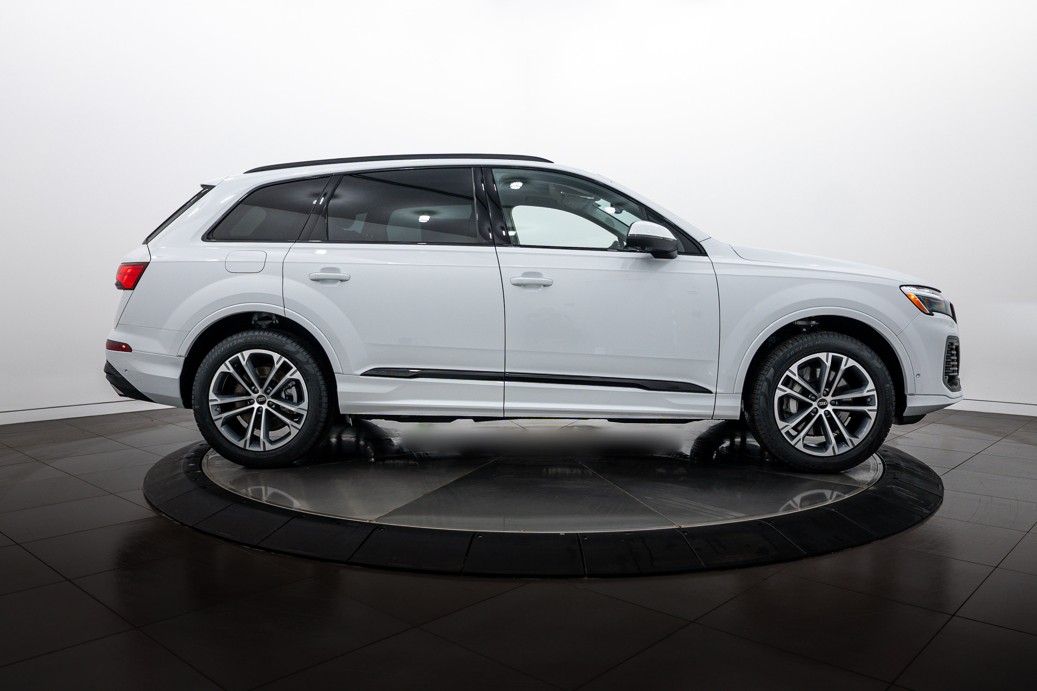 New 2026 Audi Q7 2.0T Premium AWD/4WD image 3