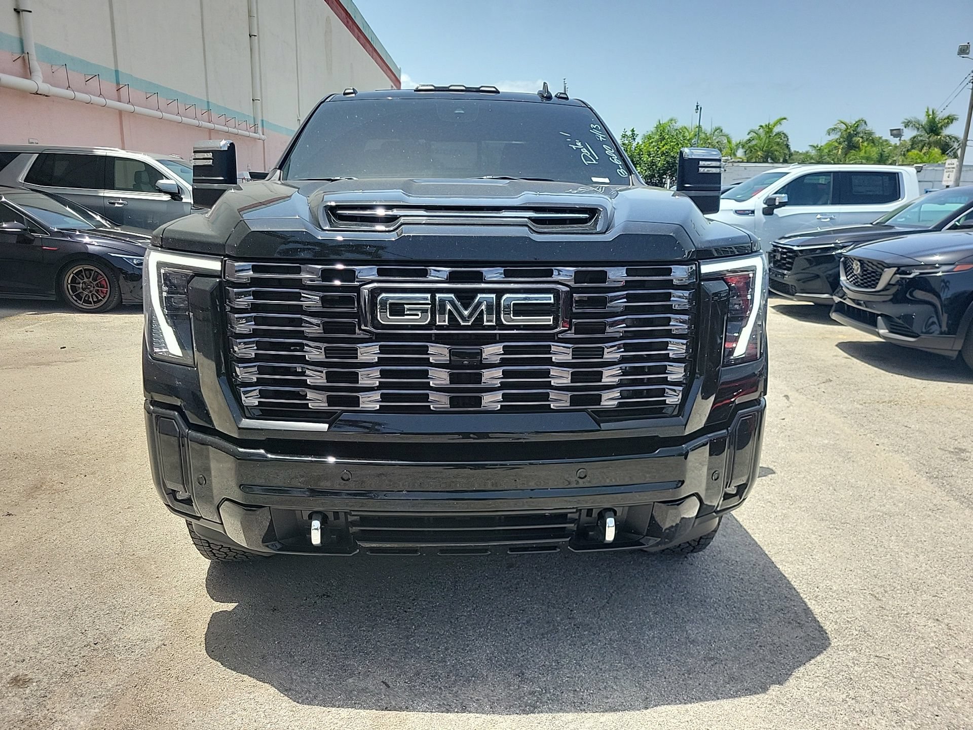 Used 2026 GMC Sierra 2500 Denali Ultimate AWD/4WD image 3