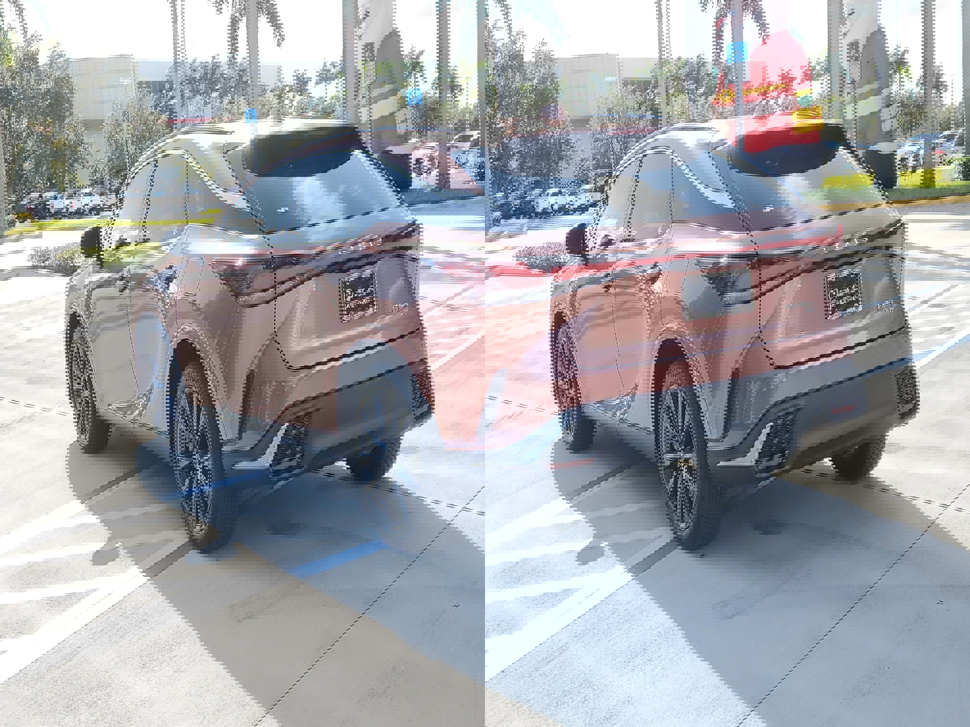 Used 2024 Lexus RX 350 F Sport image 9