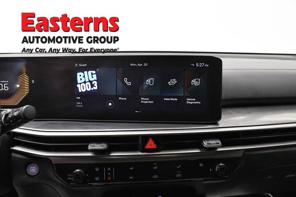 Used 2024 Kia Sorento LX FWD image 12