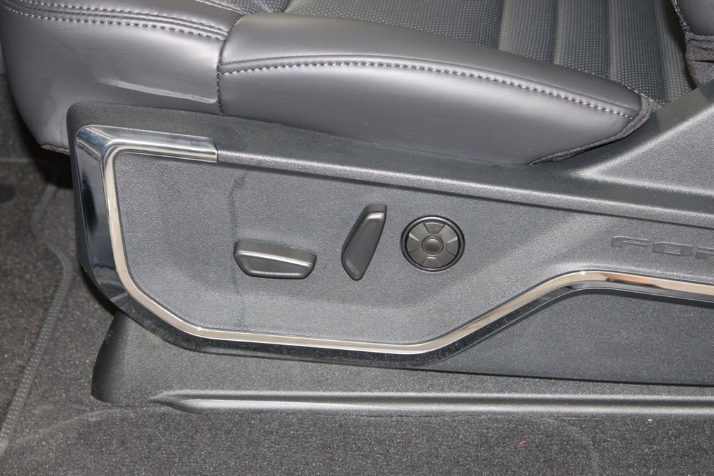 New 2026 Ford F250 Platinum image 26