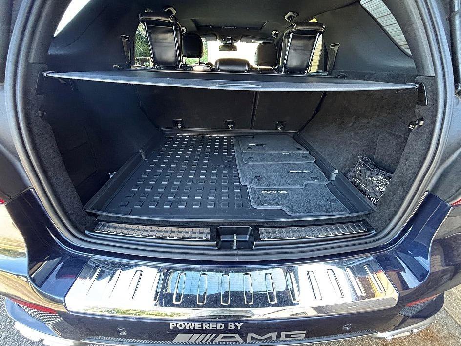 Used 2015 Mercedes-Benz ML 63 AMG 4MATIC image 22