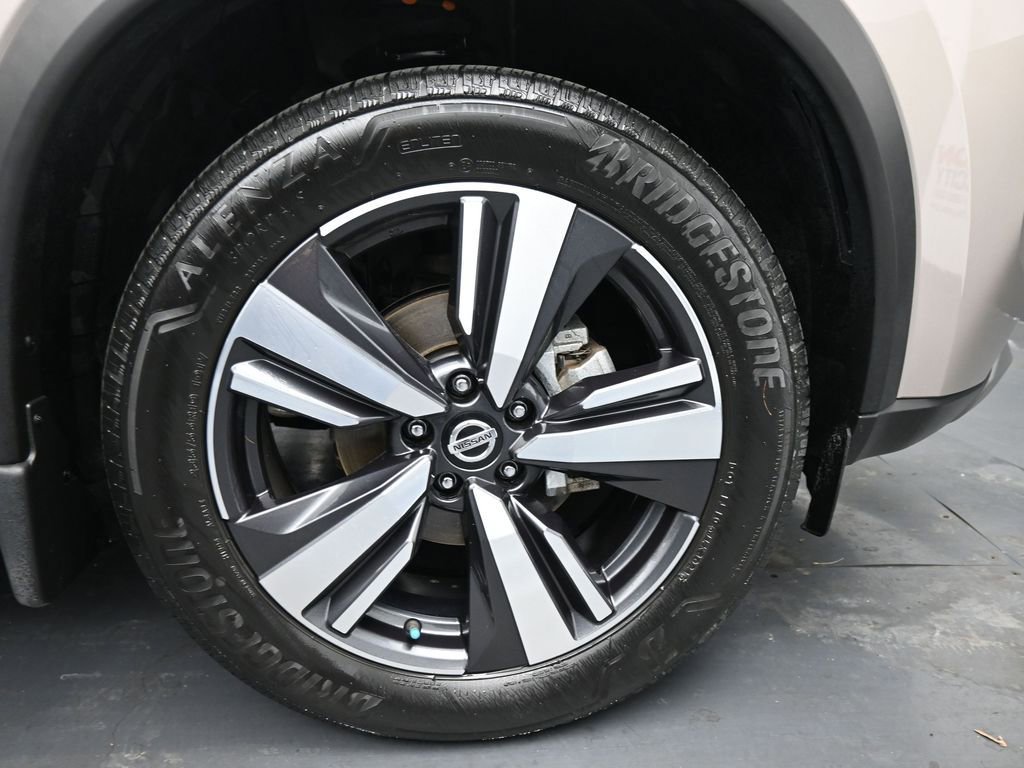 Used 2021 Nissan Rogue SL image 11