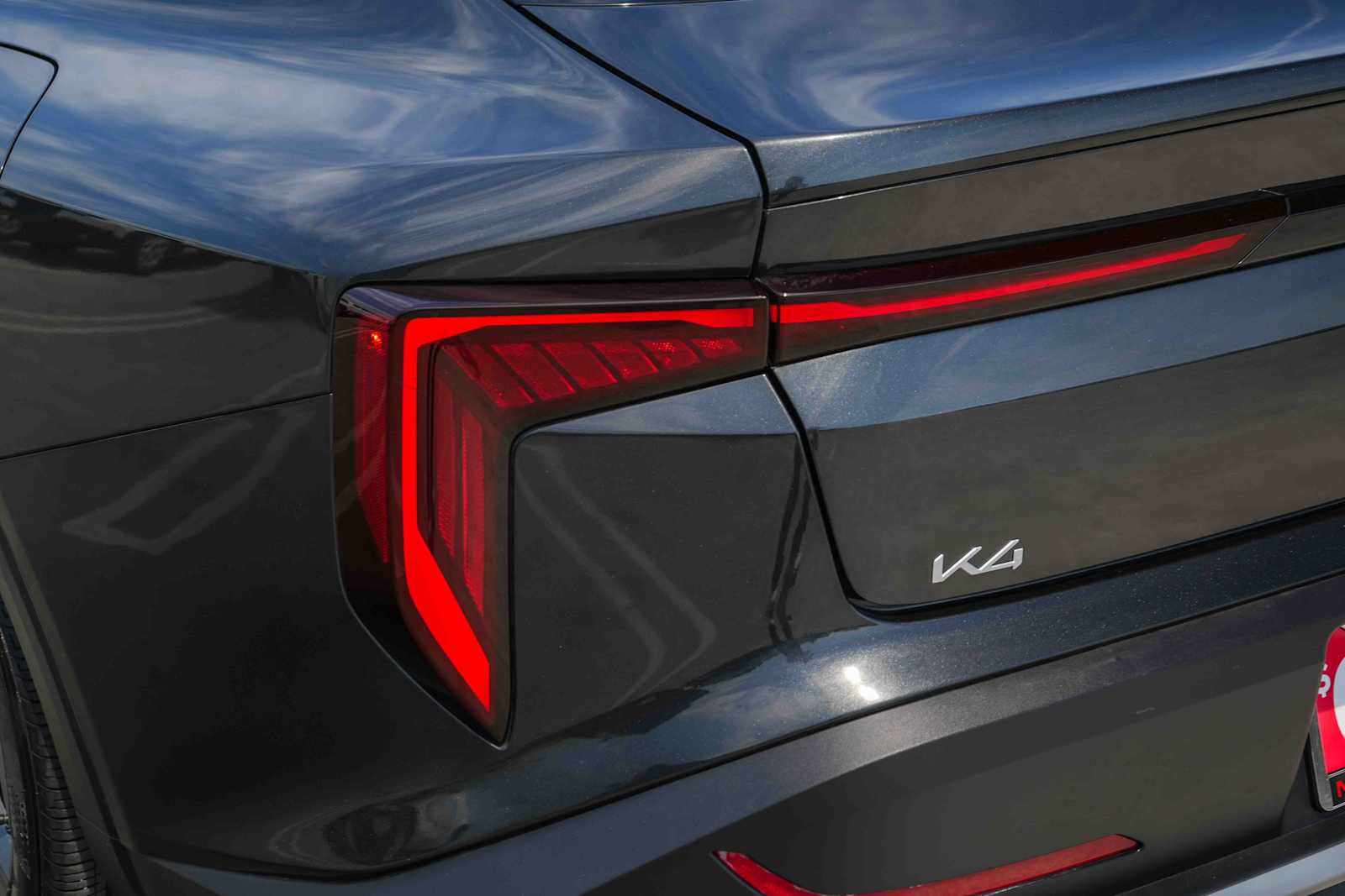 Used 2025 Kia K4 FWD image 9