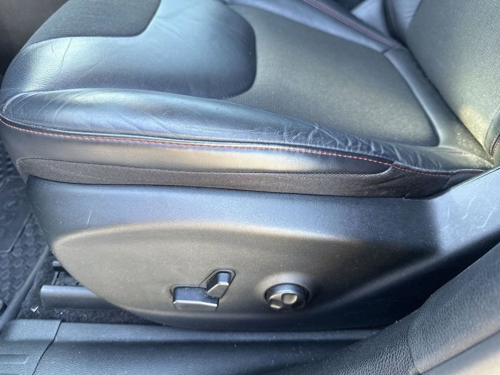 Used 2018 Jeep Cherokee Trailhawk w/ Comfort/Convenience Group AWD/4WD image 23