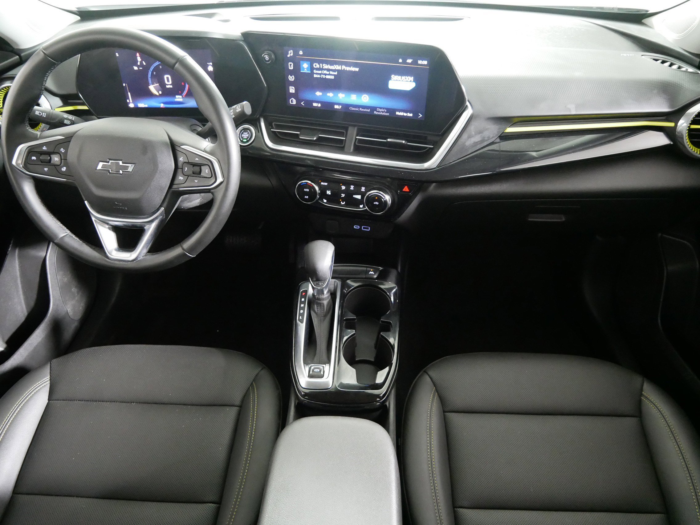 Used 2024 Chevrolet Trax ACTIV w/ Driver Confidence Package image 10