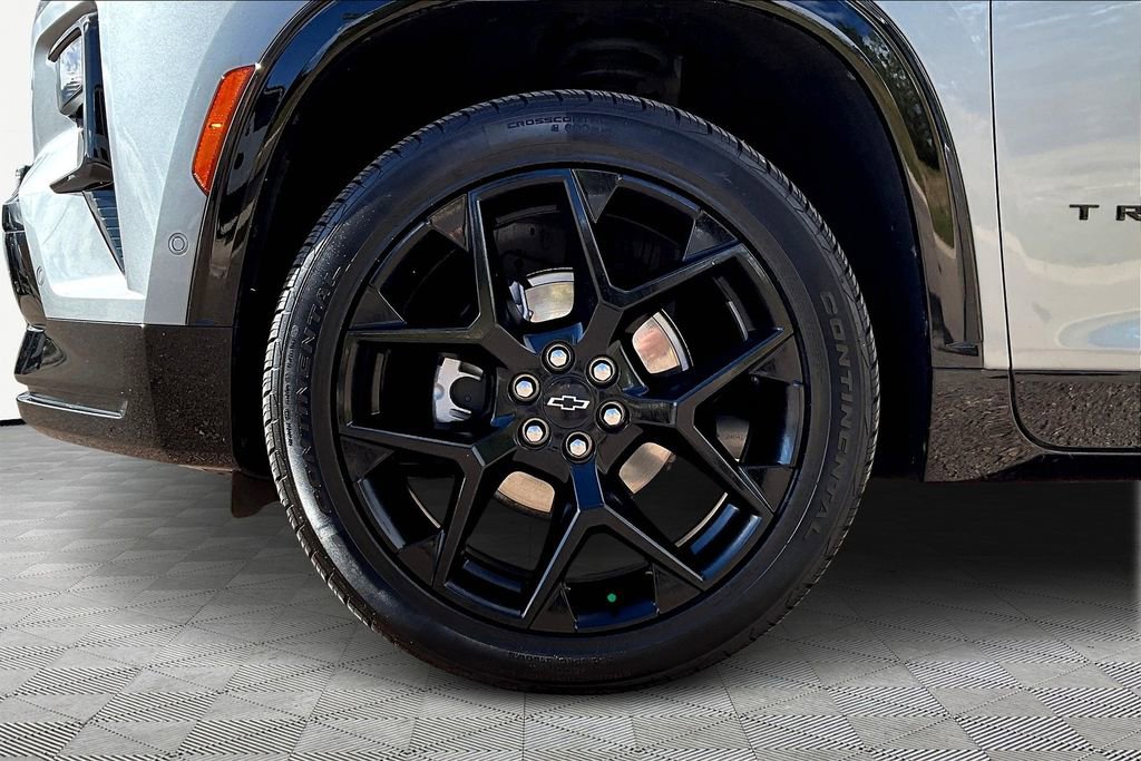 Used 2024 Chevrolet Traverse RS w/ LPO, Floor Liner Package image 8