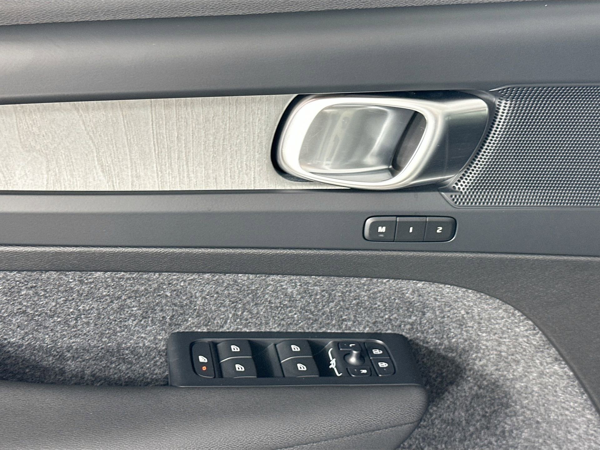 New 2026 Volvo XC40 B4 Core image 18