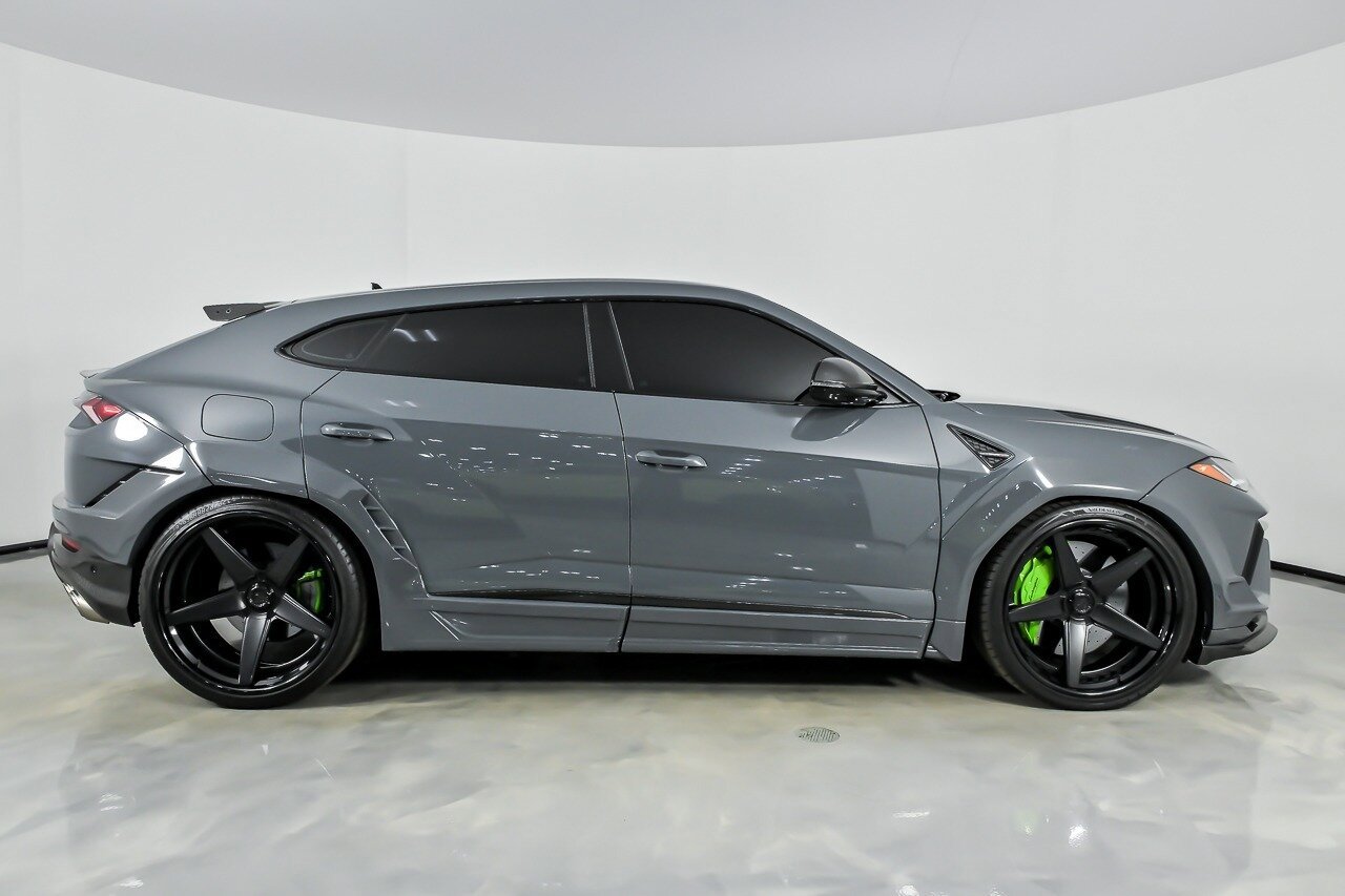 Used 2024 Lamborghini Urus Performante AWD/4WD image 15