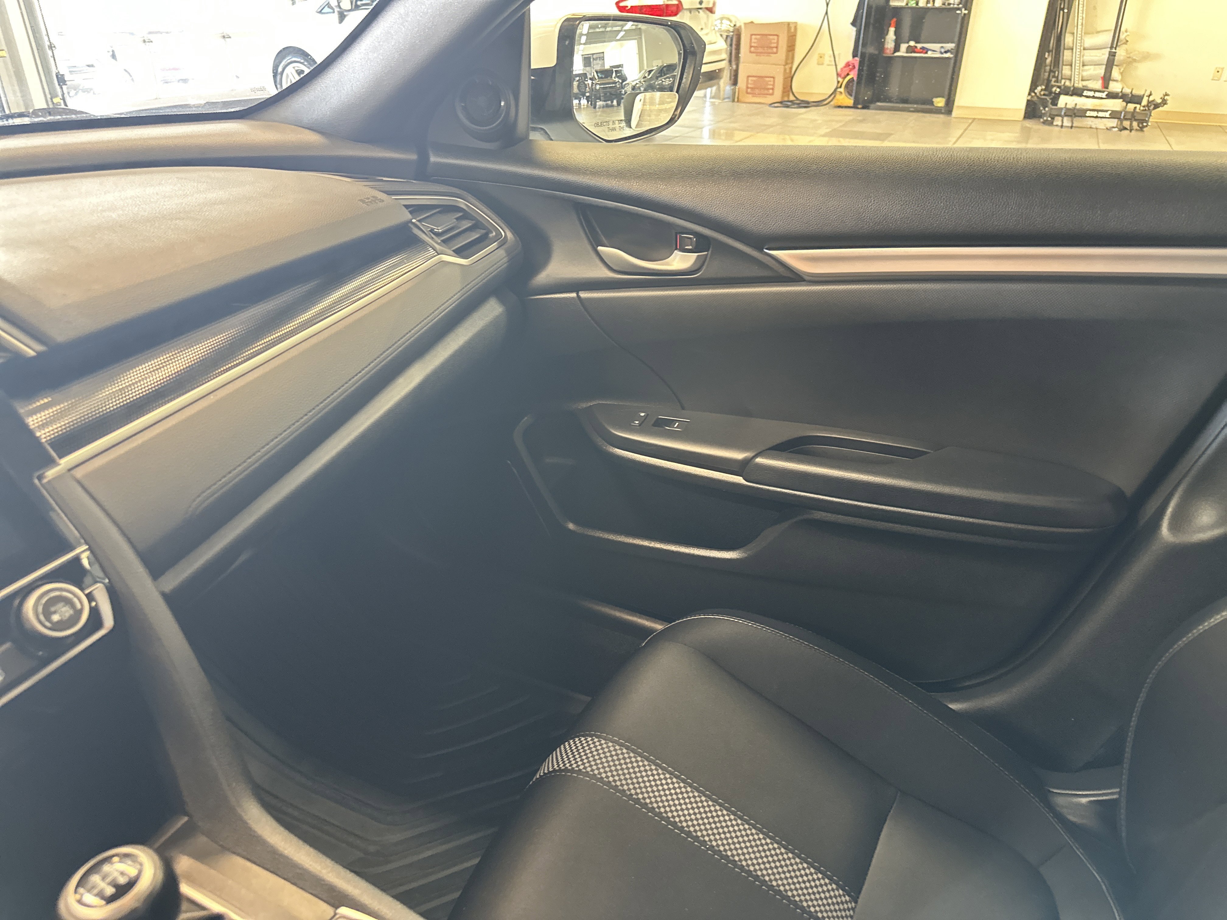 Used 2020 Honda Civic Sport image 24