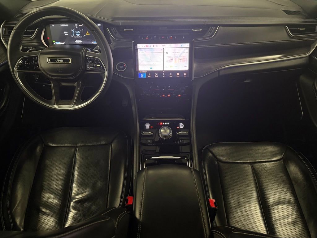 Used 2023 Jeep Grand Cherokee Overland image 15