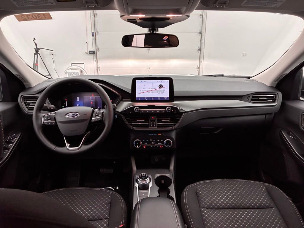 New 2026 Ford Escape Active w/ Cold Weather Package image 4
