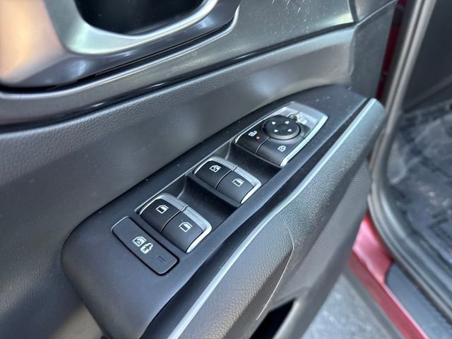 Used 2025 Kia Sorento LX image 14