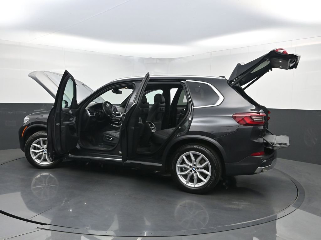 Used 2023 BMW X5 xDrive40i w/ Premium Package AWD/4WD image 42