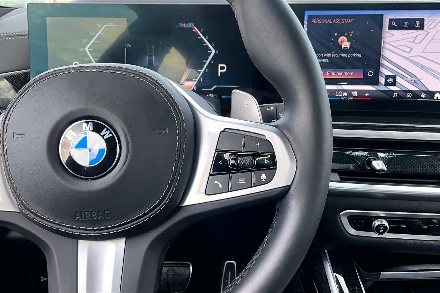 Used 2025 BMW X7 xDrive40i w/ M Sport Package AWD/4WD image 25