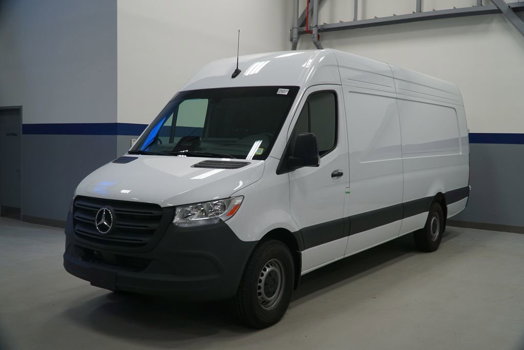 New 2025 Mercedes-Benz Sprinter 2500 image 3