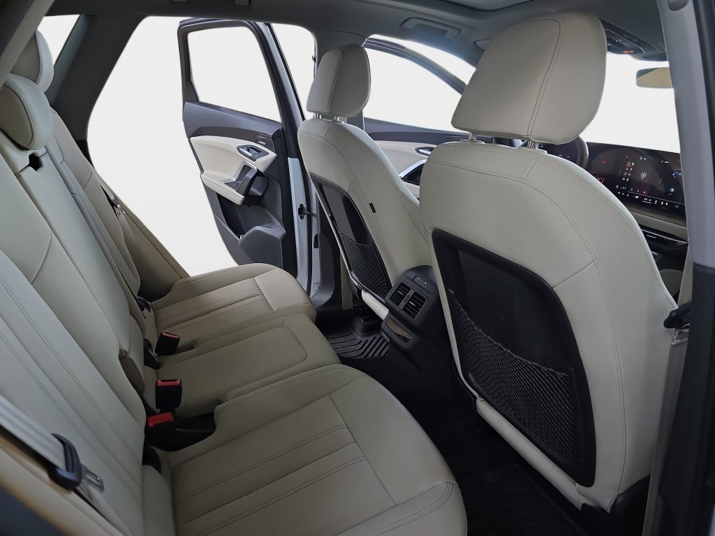 Certified 2025 Audi Q5 Premium AWD/4WD image 11