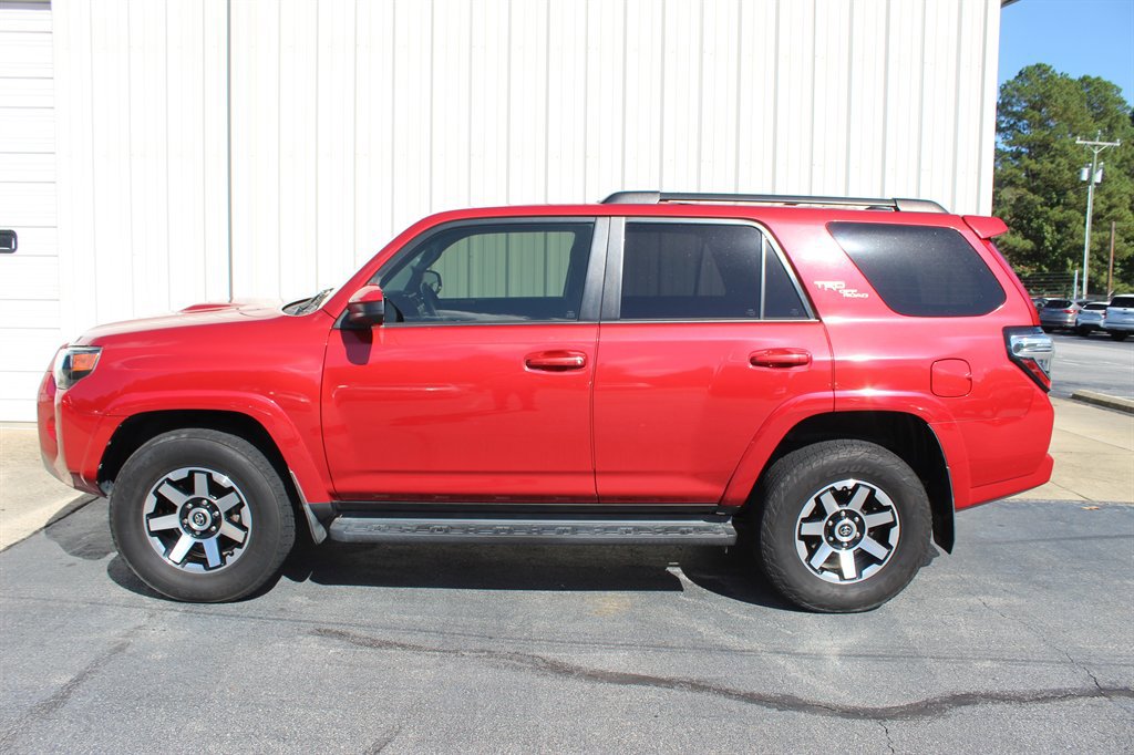 Used 2020 Toyota 4Runner TRD Off-Road w/ Phone Cable & Charge Package image 5