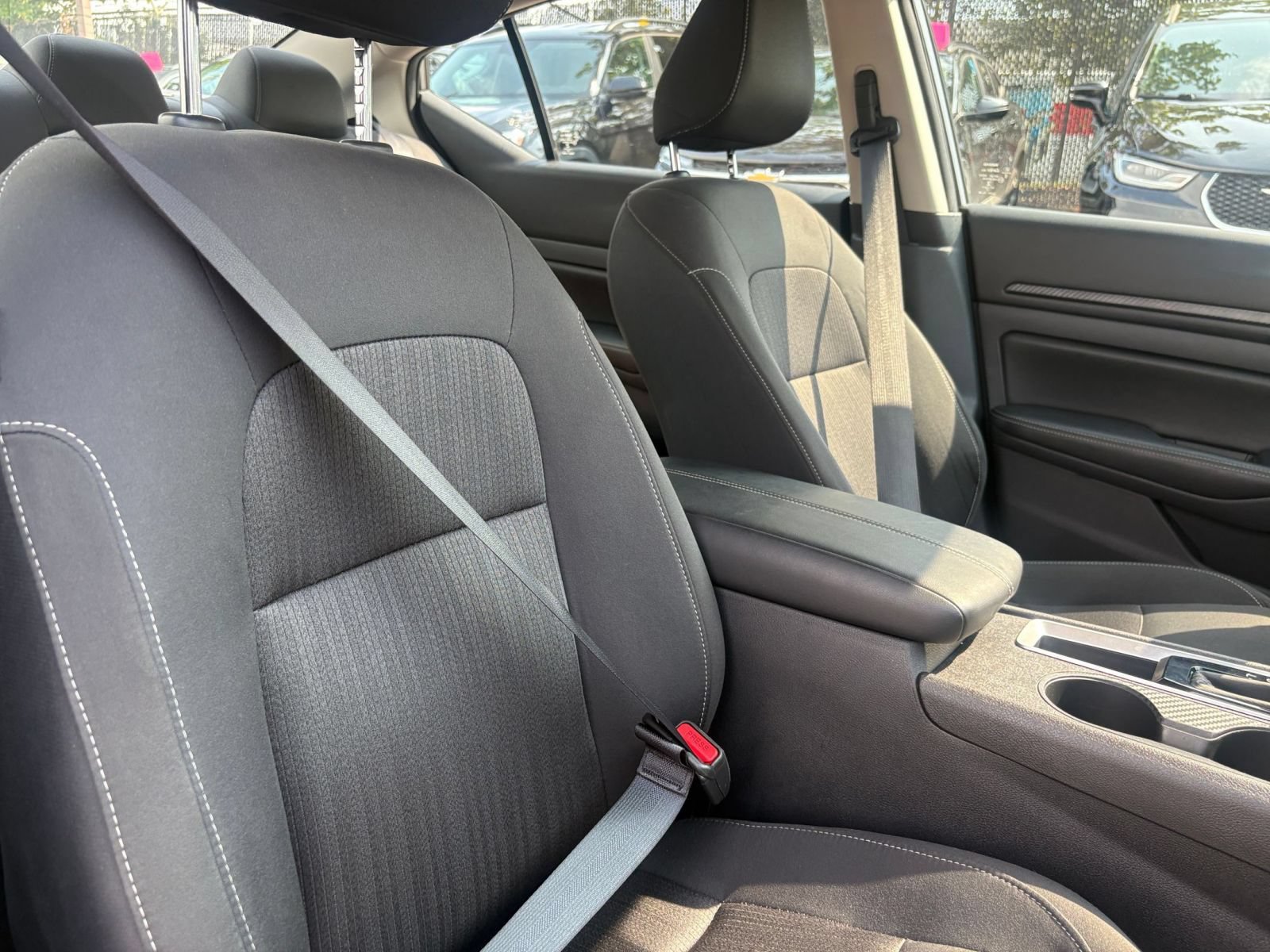Used 2026 Nissan Altima 2.5 SV FWD image 30