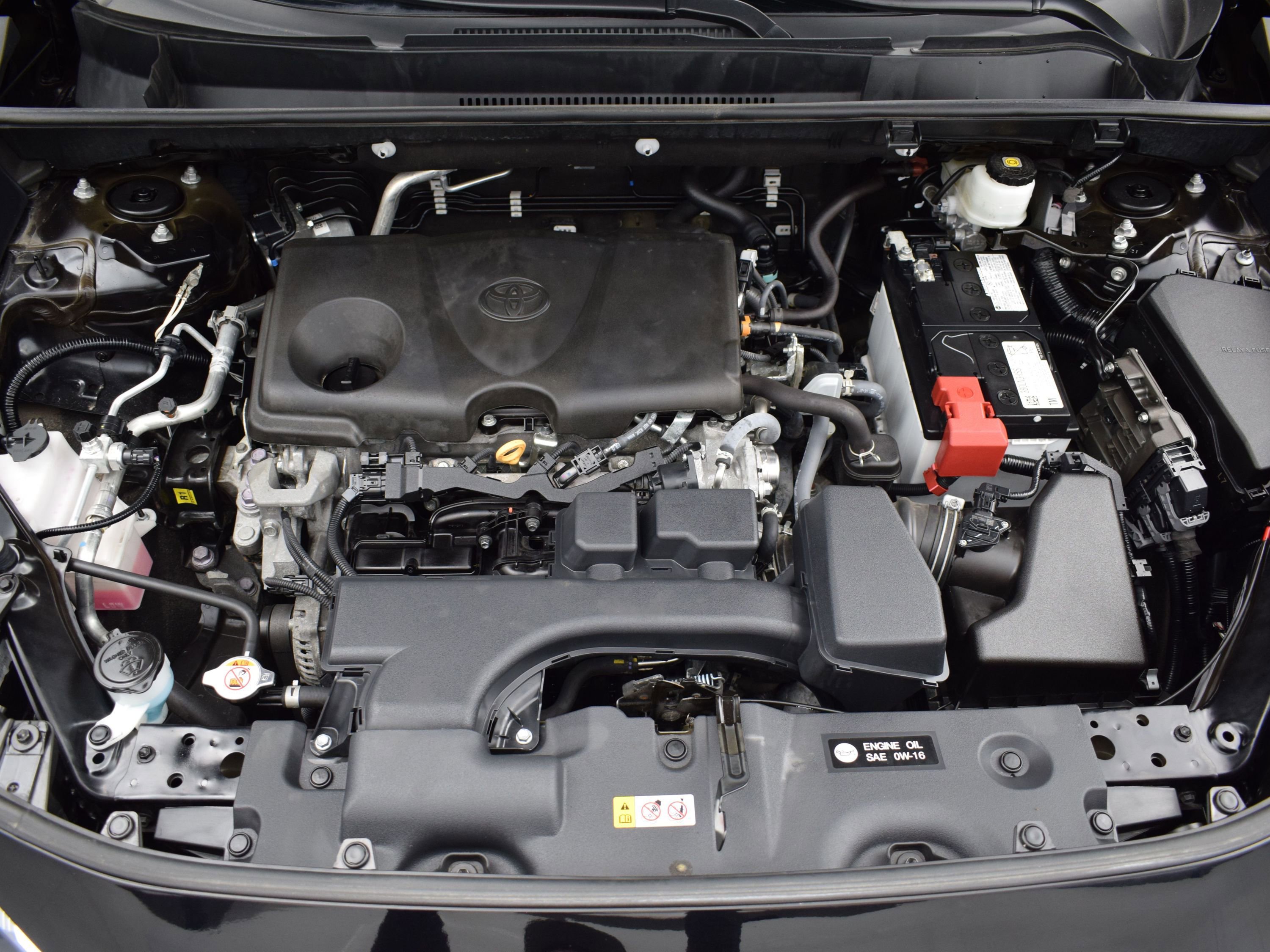 Used 2024 Toyota RAV4 LE image 9