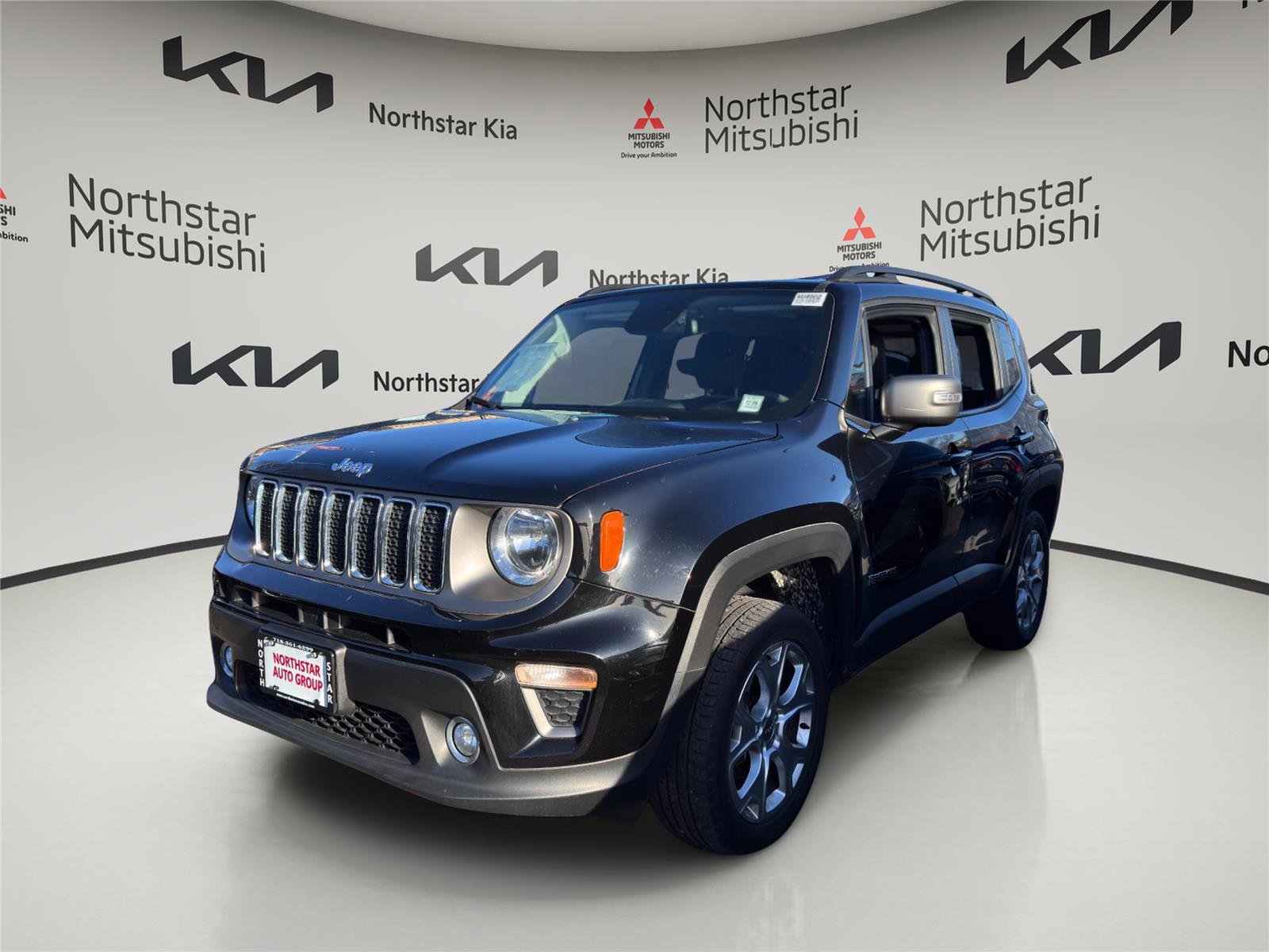 Used 2019 Jeep Renegade Limited w/ UConnect 8.4 Nav Group image 1