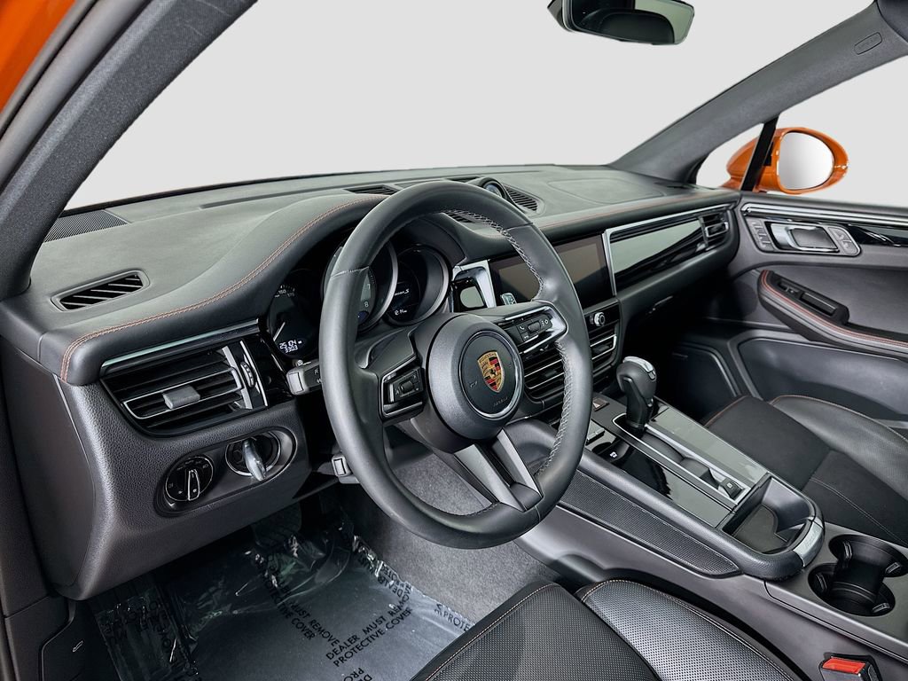 Used 2023 Porsche Macan S image 4
