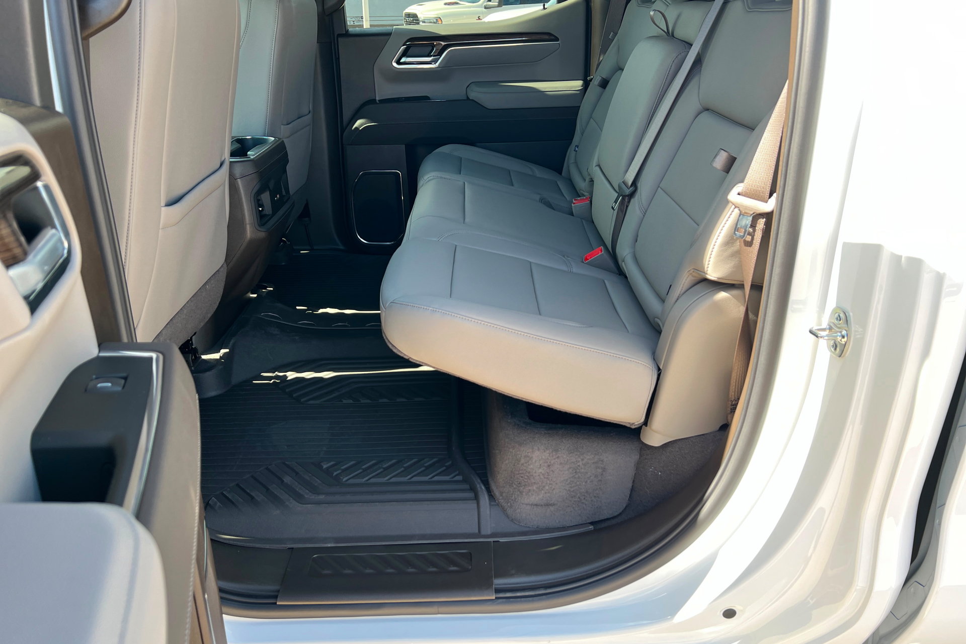 New 2026 Chevrolet Silverado 1500 LT Trail Boss w/ Convenience Package II AWD/4WD image 22