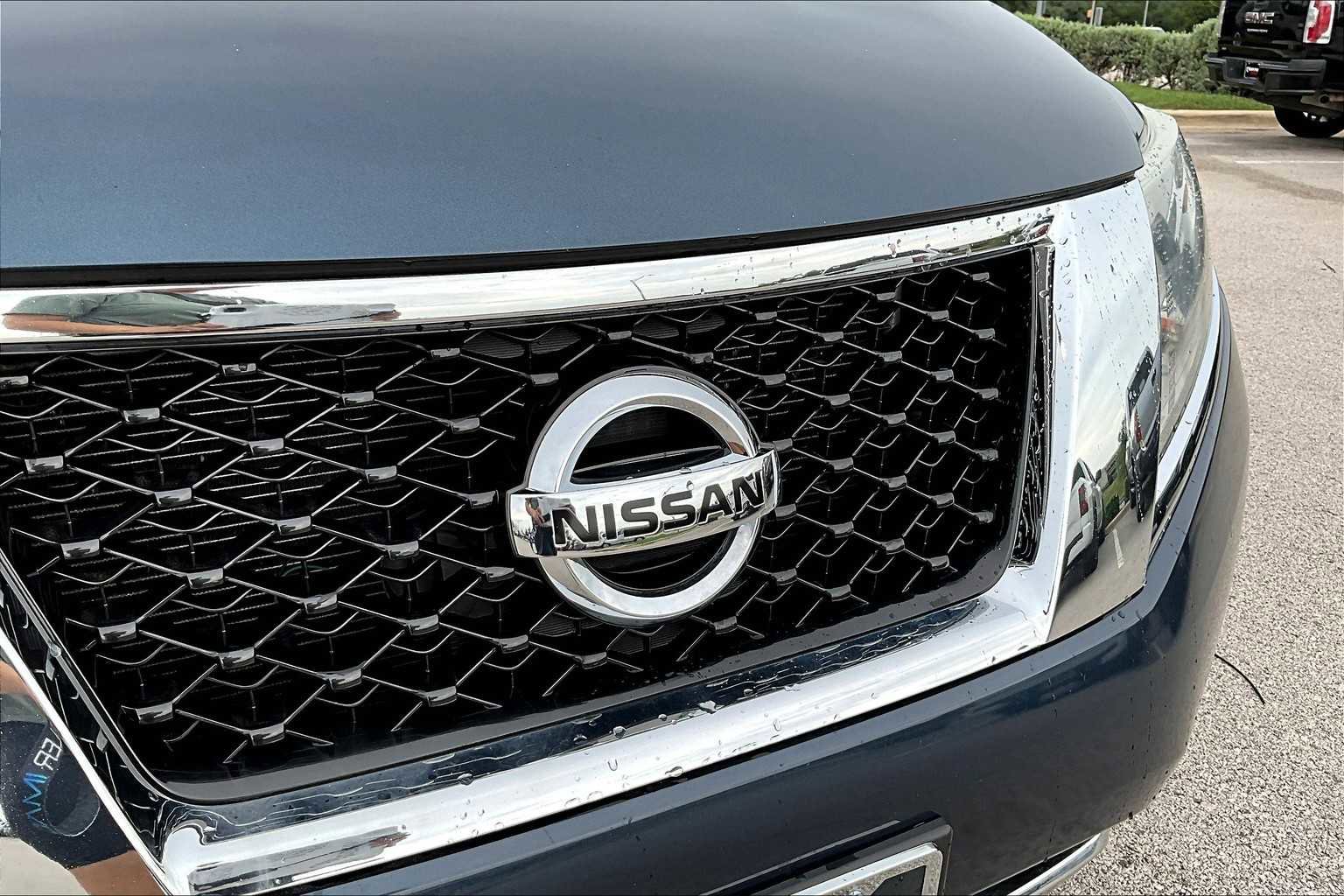 Used 2013 Nissan Pathfinder SL FWD image 30