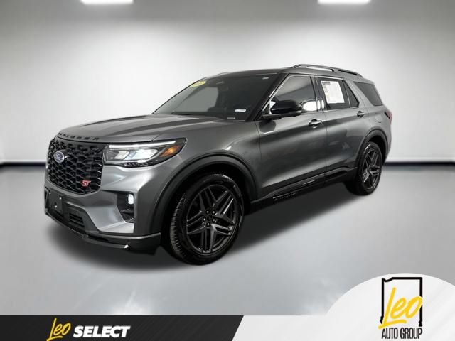 Used 2025 Ford Explorer ST