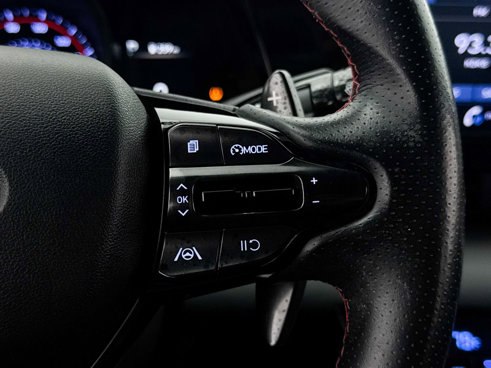 Used 2022 Hyundai Elantra N Line image 36